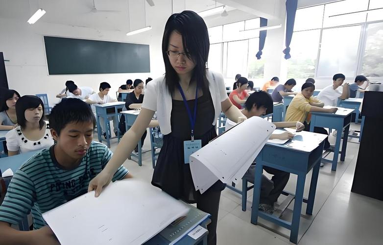 新门内部资料免费提供和老师帮学生中考作弊与老师帮学生中考作弊犯法吗