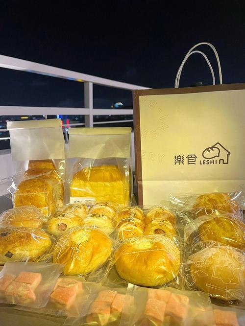 澳门管家婆100中奖和吃网红店面包腹泻与吃了面包腹泻
